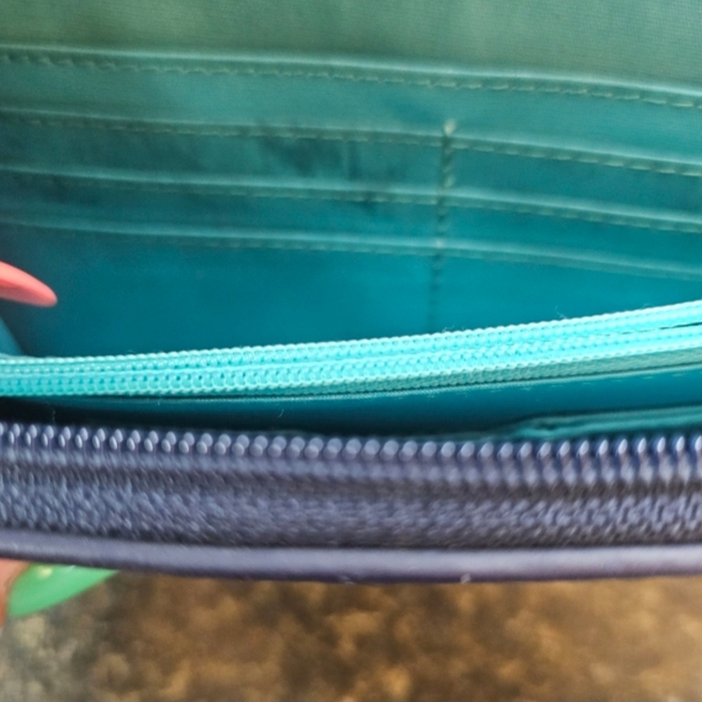 Fossil Wallet - Picture 7 of 7
